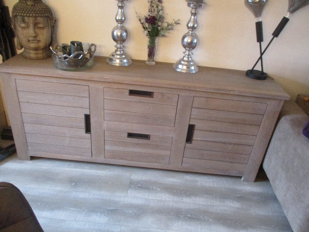Dressoir met 2 lades en 2 kasten met schap, Ophalen, 150 tot 200 cm, Zo goed als nieuw, 25 tot 50 cm