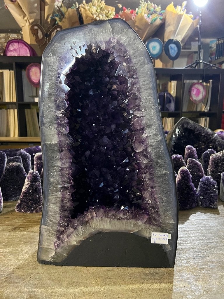 Amethist geode (58) van 39,3 kg, diep paars van kleur, Ophalen of Verzenden, Mineraal