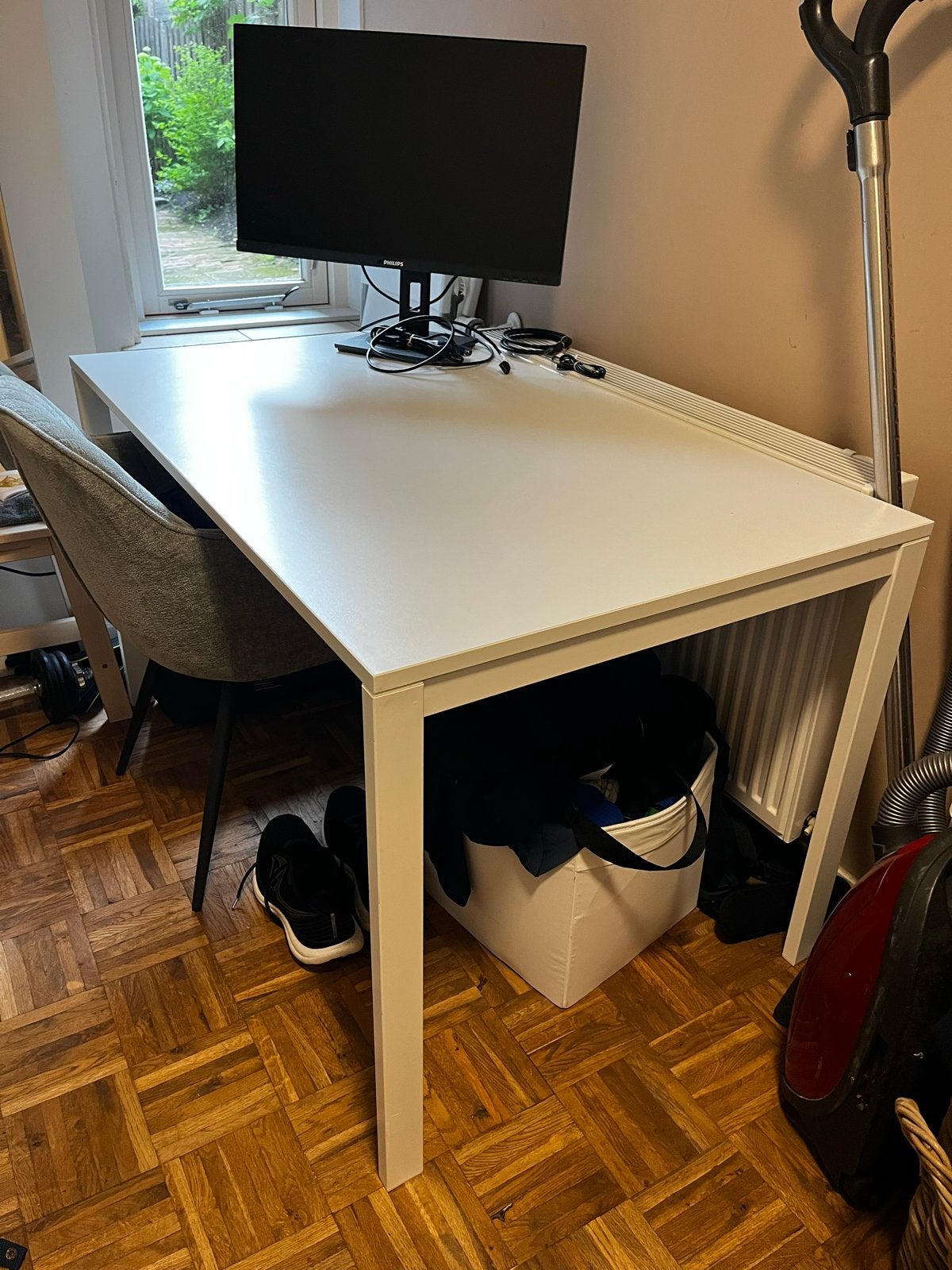 Witte tafel/bureau (ikea), Ophalen, Gebruikt, Spaanplaat of MDF, Overige merken