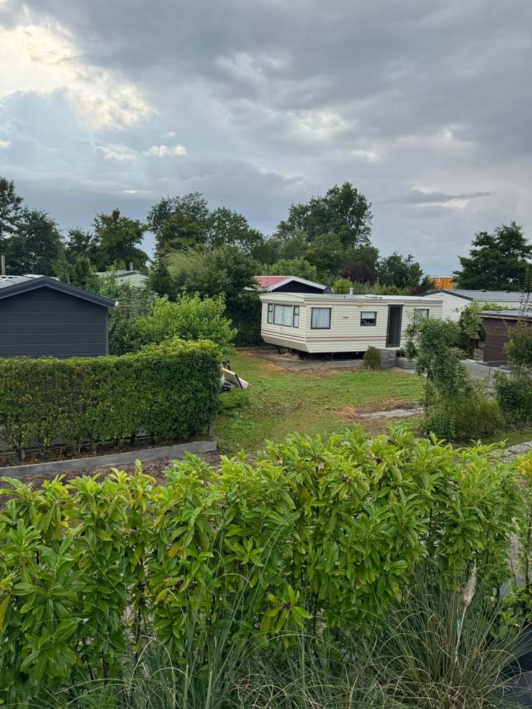 Stacaravan nog in goede staat kleine schade, Tot en met 4