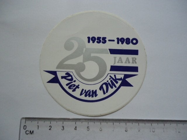 sticker 1980 MADE Piet van DIJK tv radio antenne drimmelen, Ophalen of Verzenden, Zo goed als nieuw