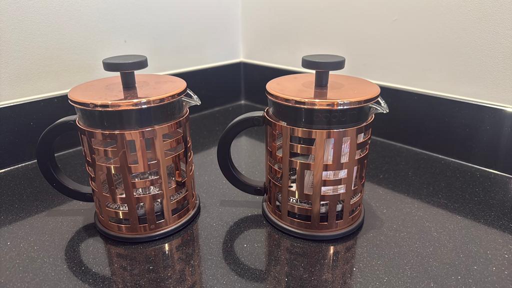 Set van 2 cafetieres / french press, zwart en koperkleurig, Ophalen, Overige modellen, Nieuw, Gemalen koffie
