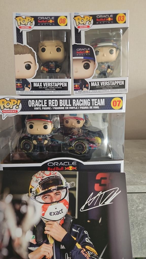 Funko Pop Max Verstappen 3x met rijderskaart handtekening, Ophalen of Verzenden