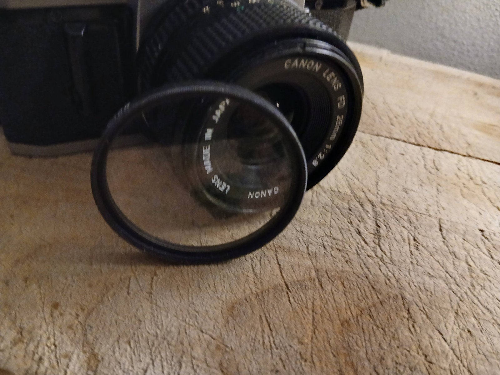 Foto 4 van Vintage Canon AE-1 met FD 28mm 1:2.8 lens