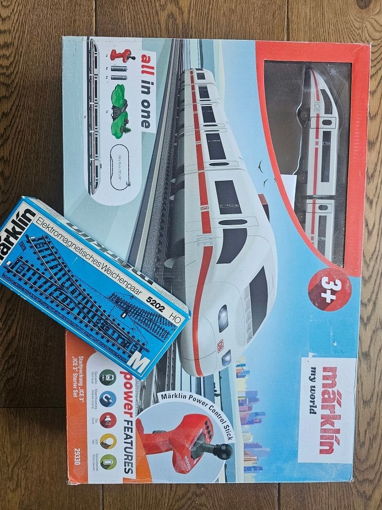 Marklin ICE-3 + een cadeautje van de laatste foto, Wisselstroom, Ophalen of Verzenden, Analoog, Märklin