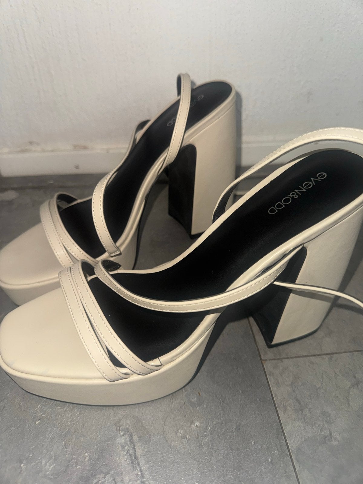 Even&Odd Hakken Dames Maat 40 - Crème, Kleding | Dames, Ophalen of Verzenden, Zo goed als nieuw, Beige, Pumps