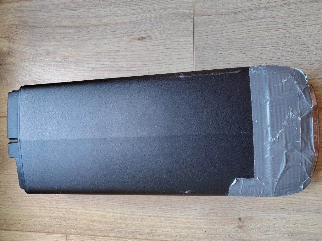 Gebruikte Lugano fietsaccu 36V 19.2Ah (691,2Wh) incl lader, Ophalen, Gebruikt