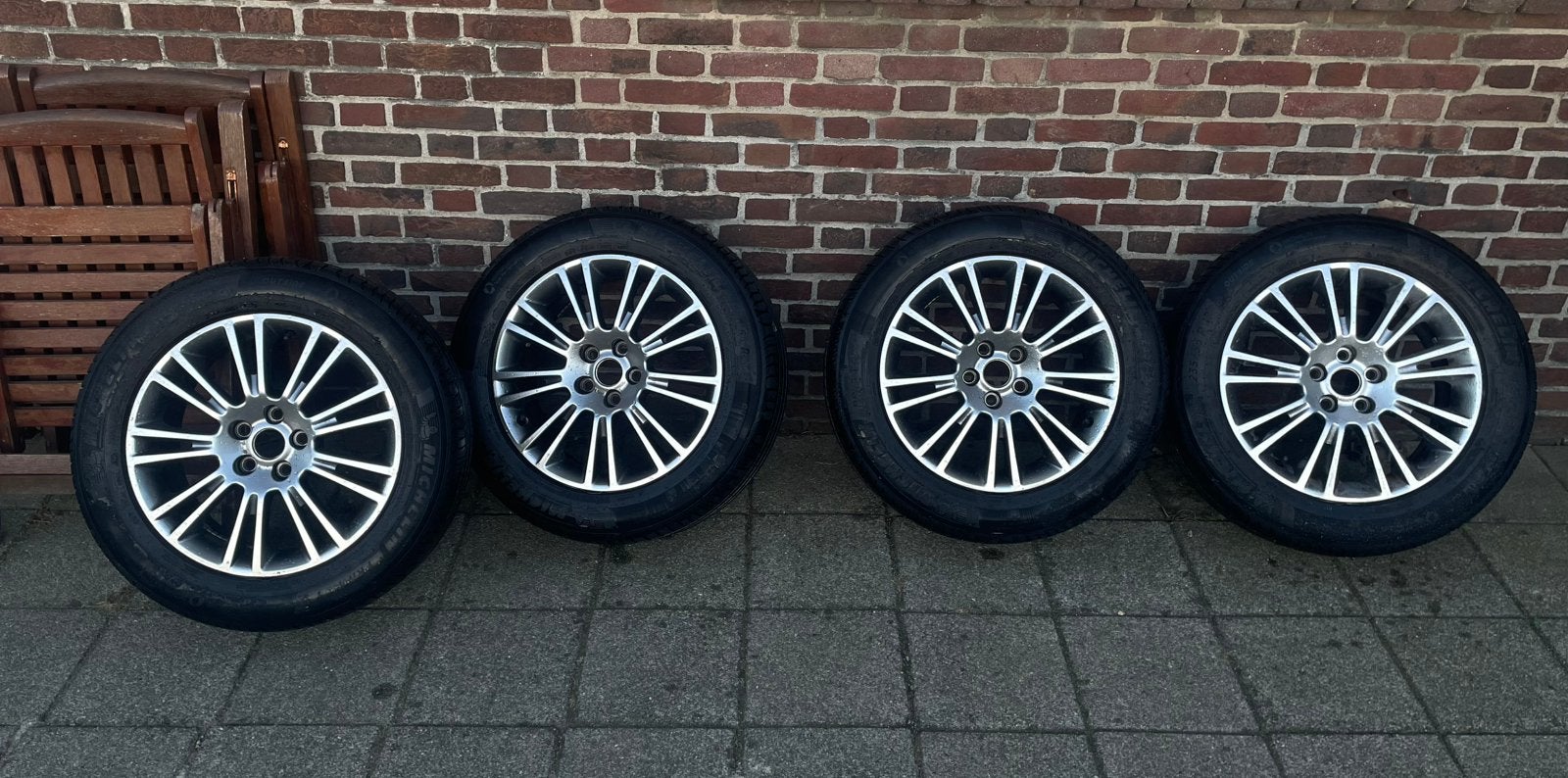 Ford Kuga autobanden met velg 235/55 R17, Ophalen, Gebruikt