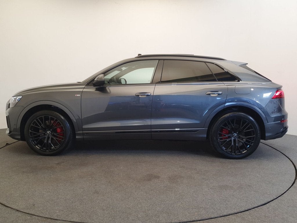 Audi Q8 55 TFSI e quattro Pro Line S Wegklapbare trekhaak, P, Auto's, Audi, Automaat, 12 maanden, Zwart, Q8