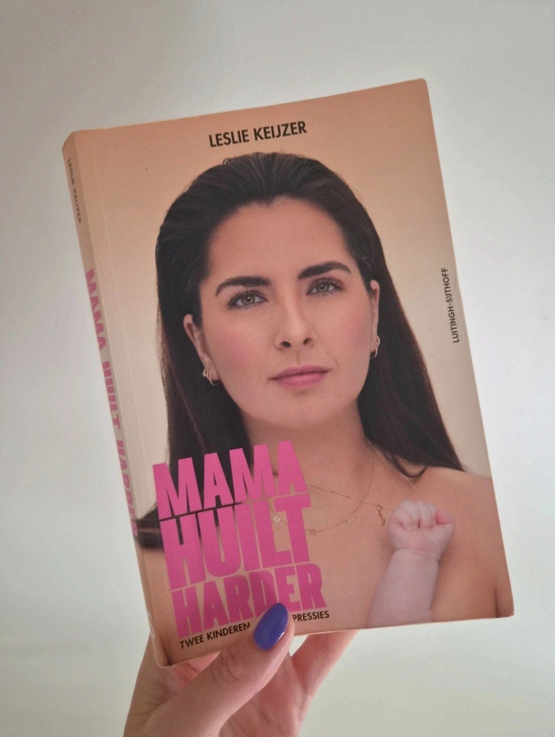 Mama Huilt Harder - Leslie Keijzer (Boek), Ophalen of Verzenden, Zo goed als nieuw, Leslie Keijzer, Nederland