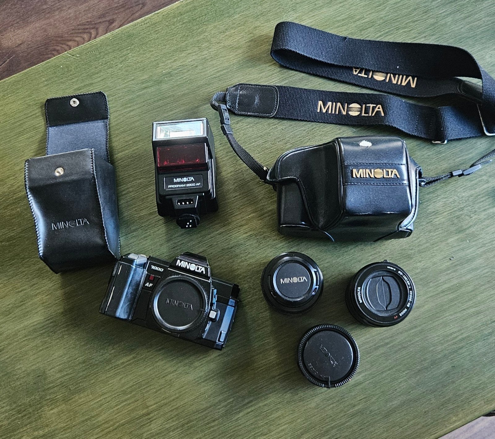 Minolta 7000 AF analoge spiegelreflexcamera met 3 lenzen, Ophalen of Verzenden, Gebruikt, Spiegelreflex, Minolta