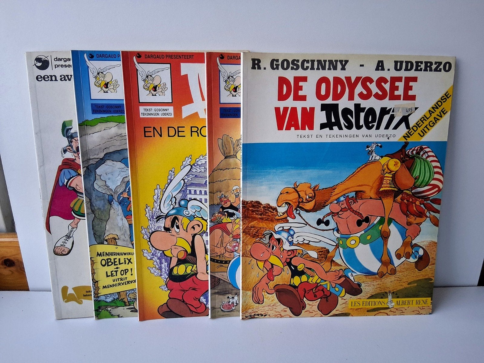 5x Asterix en Obelix vintage, Meerdere stripboeken, Ophalen of Verzenden, Gelezen