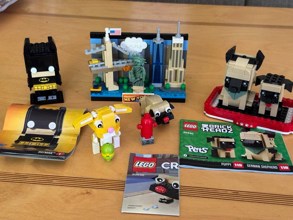 Lego sets: Batman, New York, Konijn, Kinderen en Baby's, Speelgoed | Duplo en Lego, BrickHeadz, Lego, Ophalen of Verzenden, Zo goed als nieuw