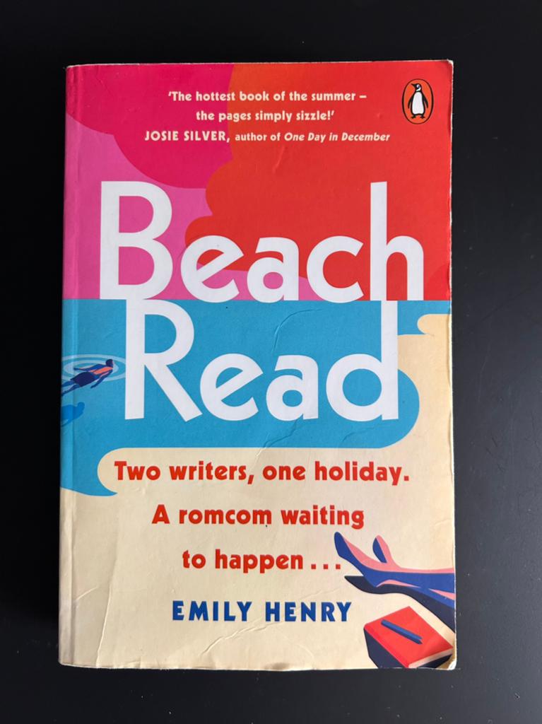 Emily Henry | Beach Read | Young Adult, Ophalen of Verzenden, Zo goed als nieuw