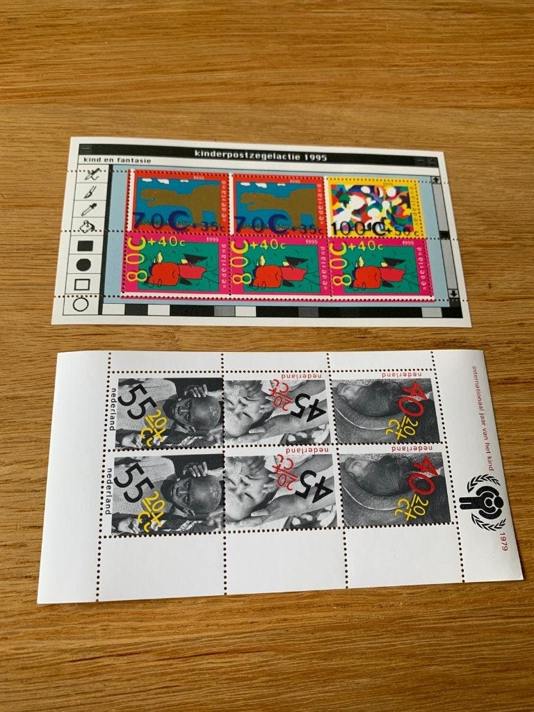 Velletjes kinderpostzegels 1979 en 1995, Postzegels en Munten, Postzegels | Nederland, Ophalen of Verzenden, Postfris