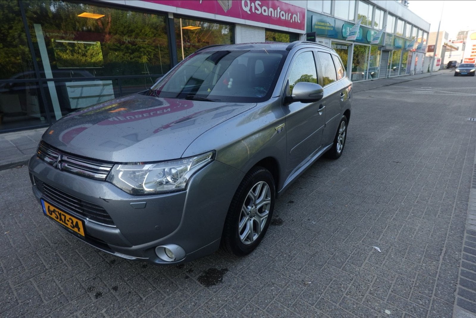 Mitsubishi Outlander PHEV 2013 – Opknapper/Export/Onderdelen, 1998 cc, Outlander, 4 cilinders, Bedrijf