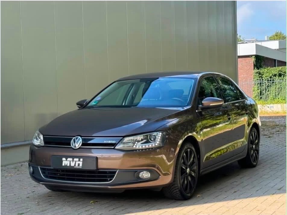 Volkswagen Jetta 1.4 TSI Hybrid 170pk 7-DSG 2013 Bruin, Bruin, Origineel Nederlands, 1405 kg, Sedan