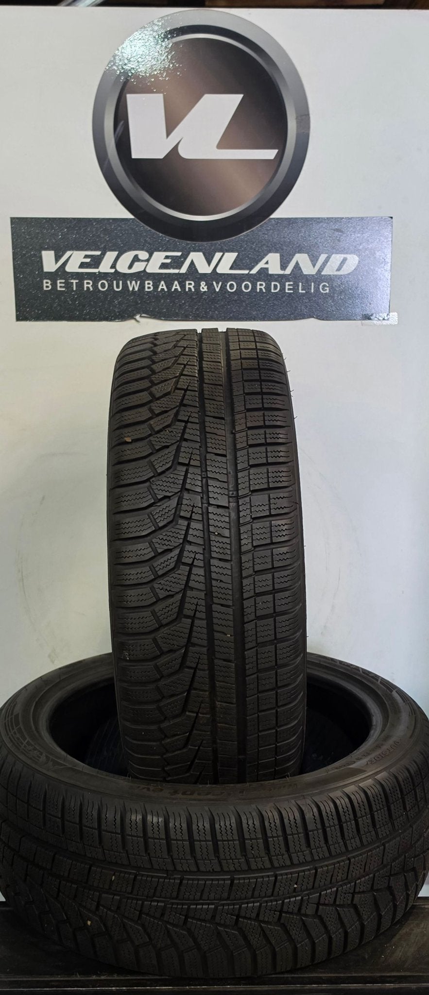 Hankook Winter I Cept Evo 2 205-45-17 2054517 205/45R17 88V, Auto-onderdelen, Gebruikt, -, -, 17 inch