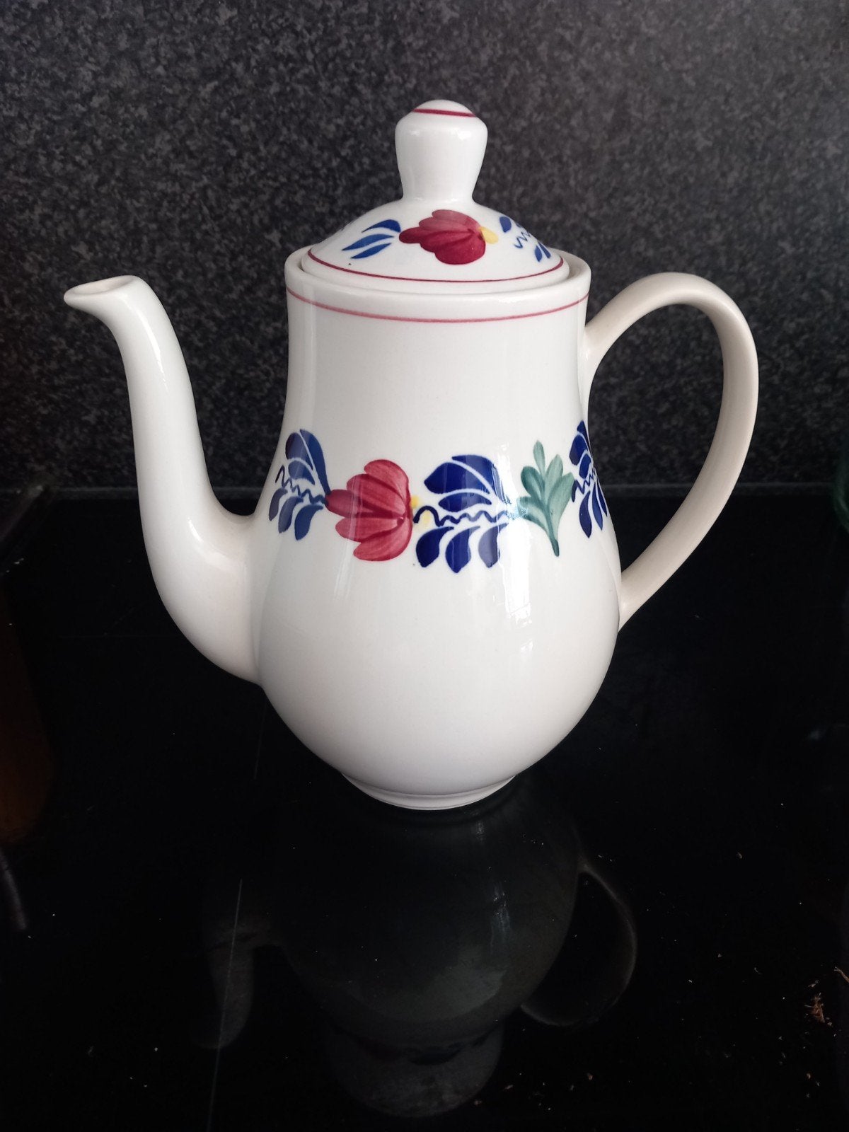 Nieuw koffie en thee pot boerenbont, Huis en Inrichting, Keuken | Servies, Ophalen of Verzenden, Nieuw, Aardewerk, Overige typen