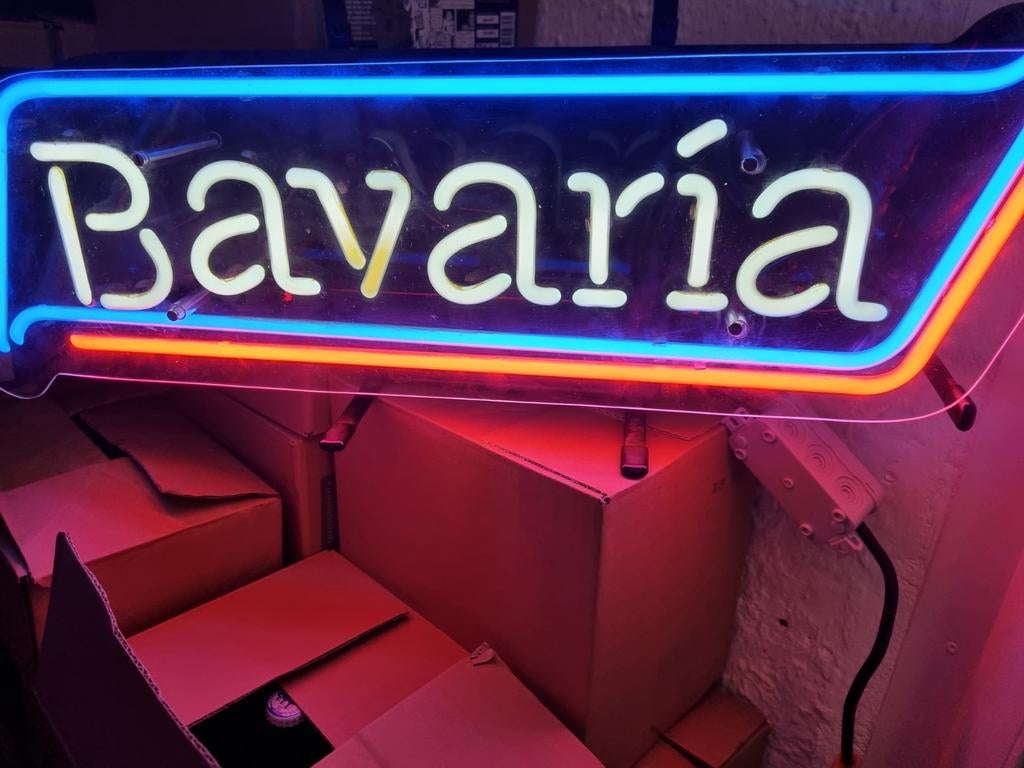 Neon verlichting  Bavaria, Ophalen, Gebruikt, Reclamebord, Plaat of Schild