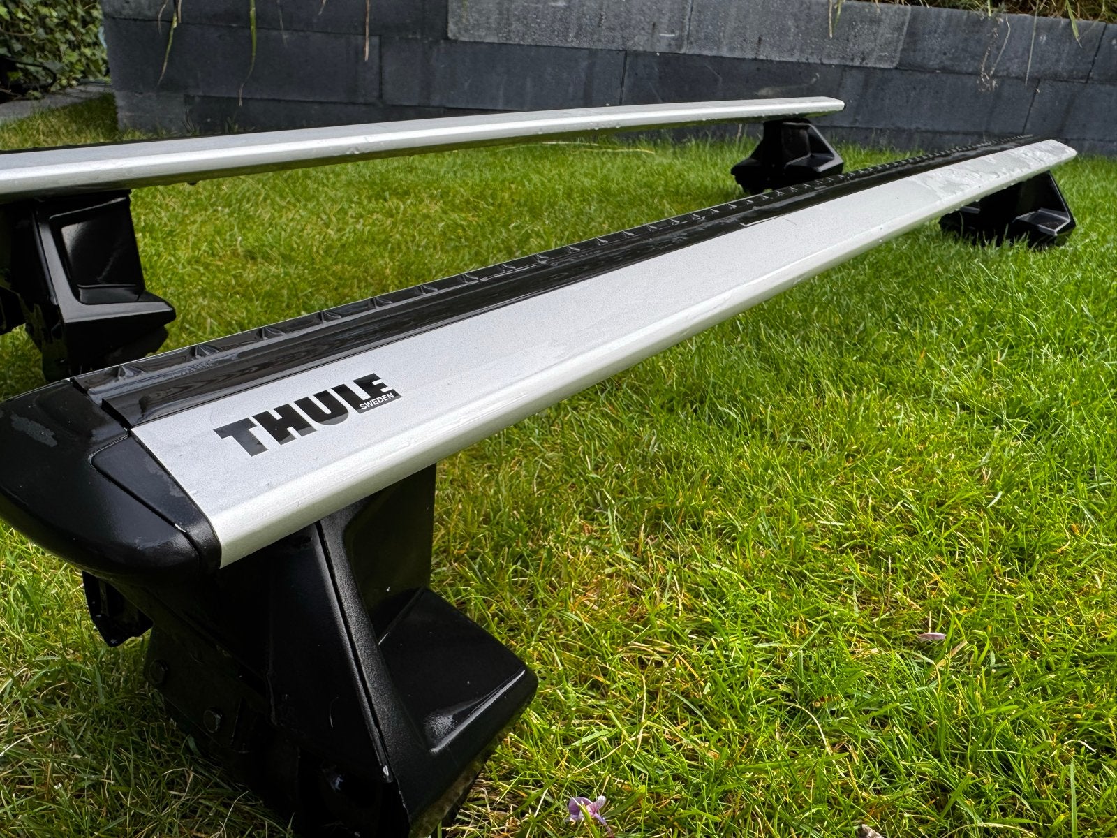 Thule WingBar Evo 127 + Evo Clamp 7105 + Kit 5270, Ophalen, Zo goed als nieuw