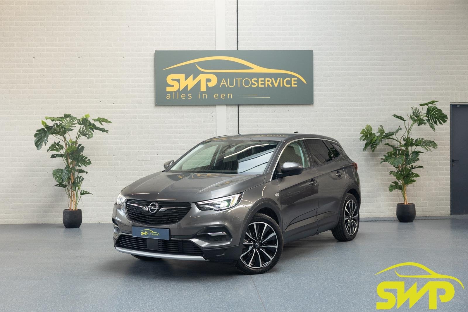 Opel Grandland X 1.6 Turbo Hybrid Innovation | SoH 99.75% |, Auto's, Opel, 228 pk, Stof, Gebruikt, Euro 6