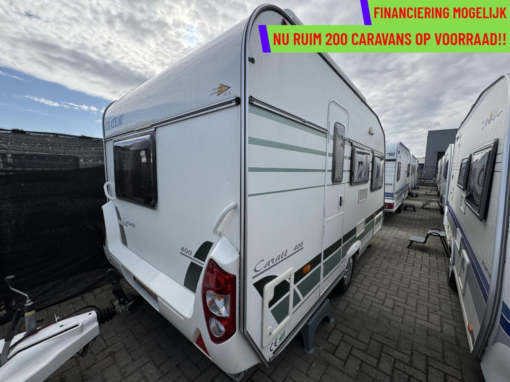 Chateau CARATT 400, DWARSBED,VOORTENT,KOELKAST, Caravans en Kamperen, Chateau, Hordeur, Bedrijf, 750 - 1000 kg