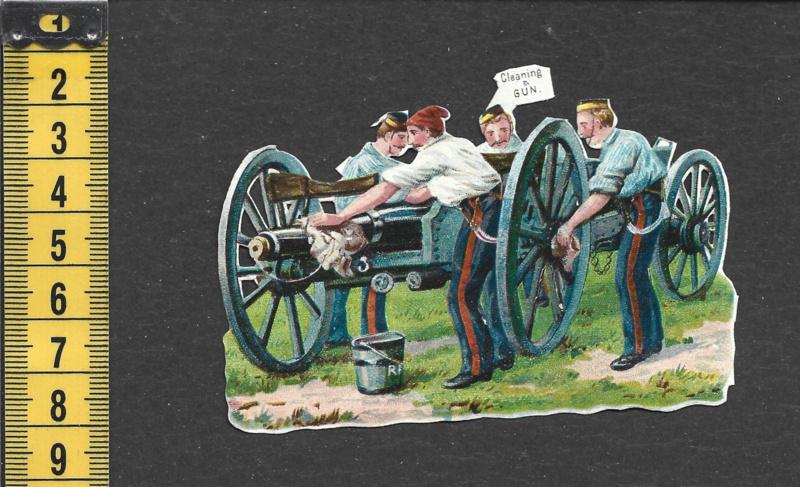 Soldaten onderhouden artillerie antiek poezieplaatje (785), Ophalen of Verzenden