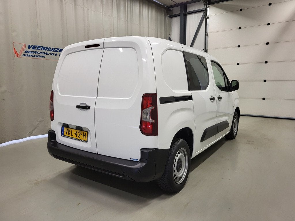 Peugeot Partner 1.2PureTech 111pk Benzine!, Voorwielaandrijving, Gebruikt, Euro 6, 1199 cc