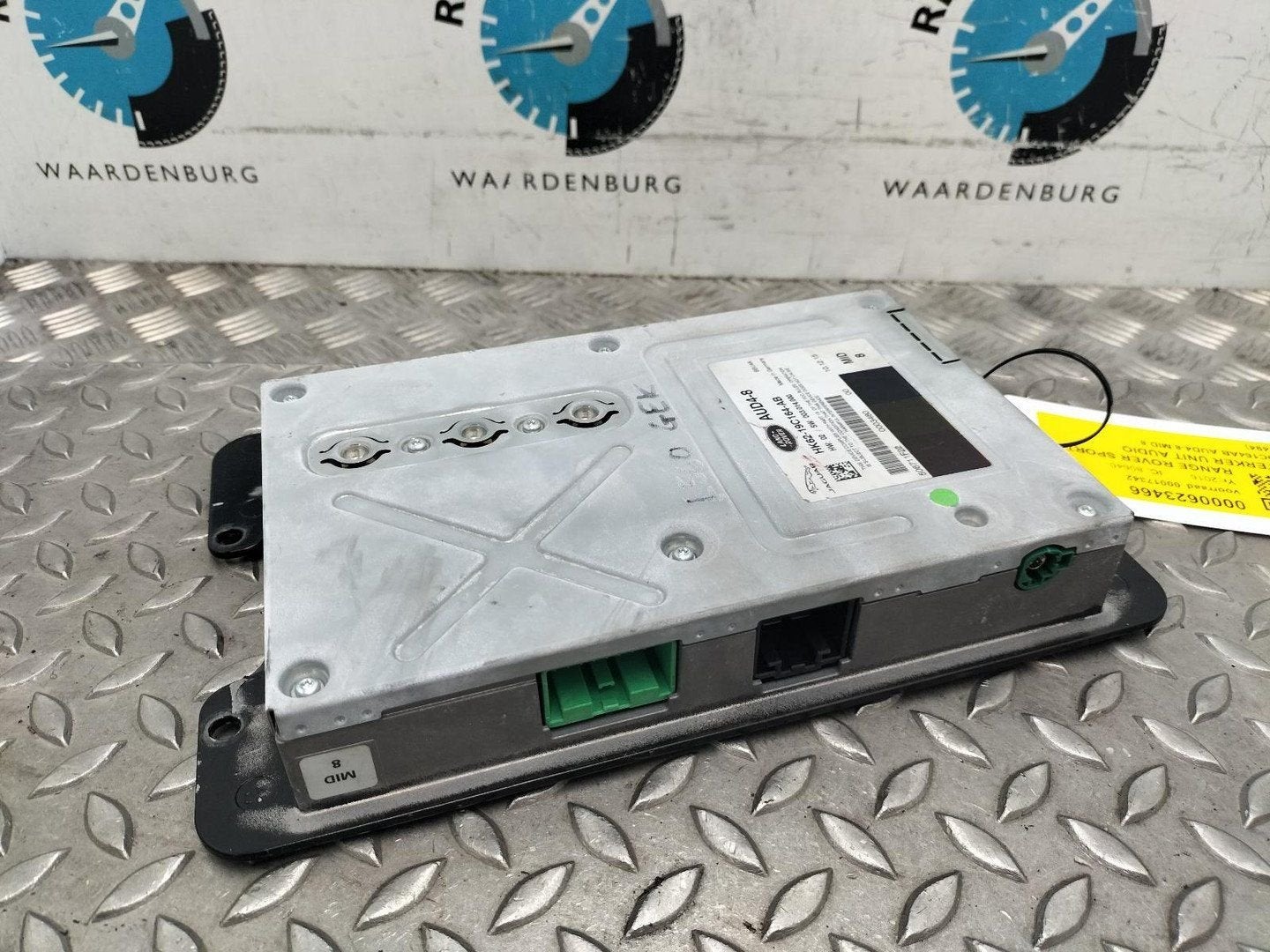 LANDROVER RANGE ROVER SPORT VERSTERKER UNIT AUDIO 2016, Ophalen of Verzenden, Gebruikt, Stiba lid