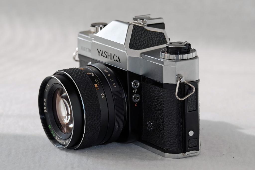 Yashica AX Electro, Yashinon DS-M 50mm f1.4, Ophalen of Verzenden, Gebruikt, Spiegelreflex, Overige Merken