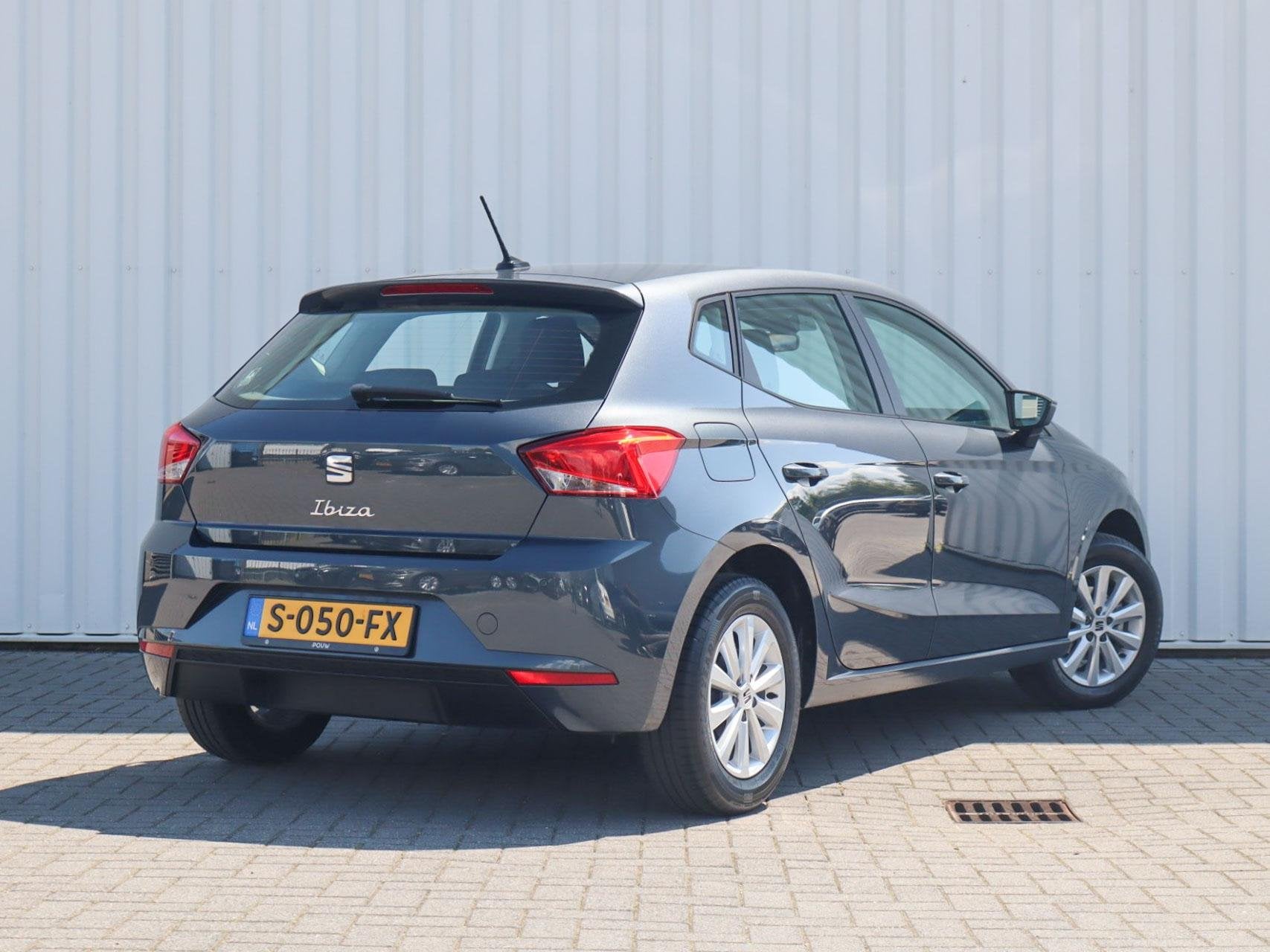 SEAT Ibiza 1.0 EcoTSI 95pk Style | Apple Carplay/Android Aut, Voorwielaandrijving, 12 maanden, 95 pk, 1054 kg