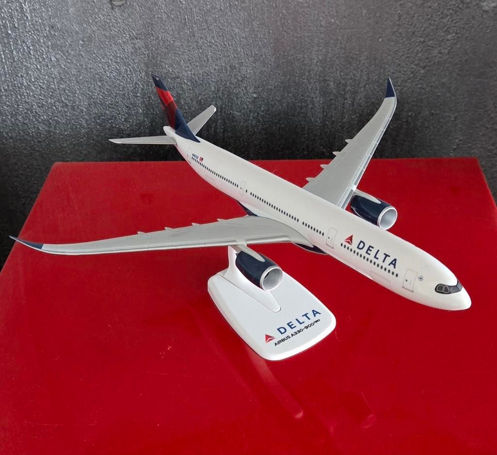 Delta Airbus A330-900neo modelvliegtuig, Hobby en Vrije tijd, 1:144 tot 1:200, Zo goed als nieuw, Vliegtuig, Ophalen