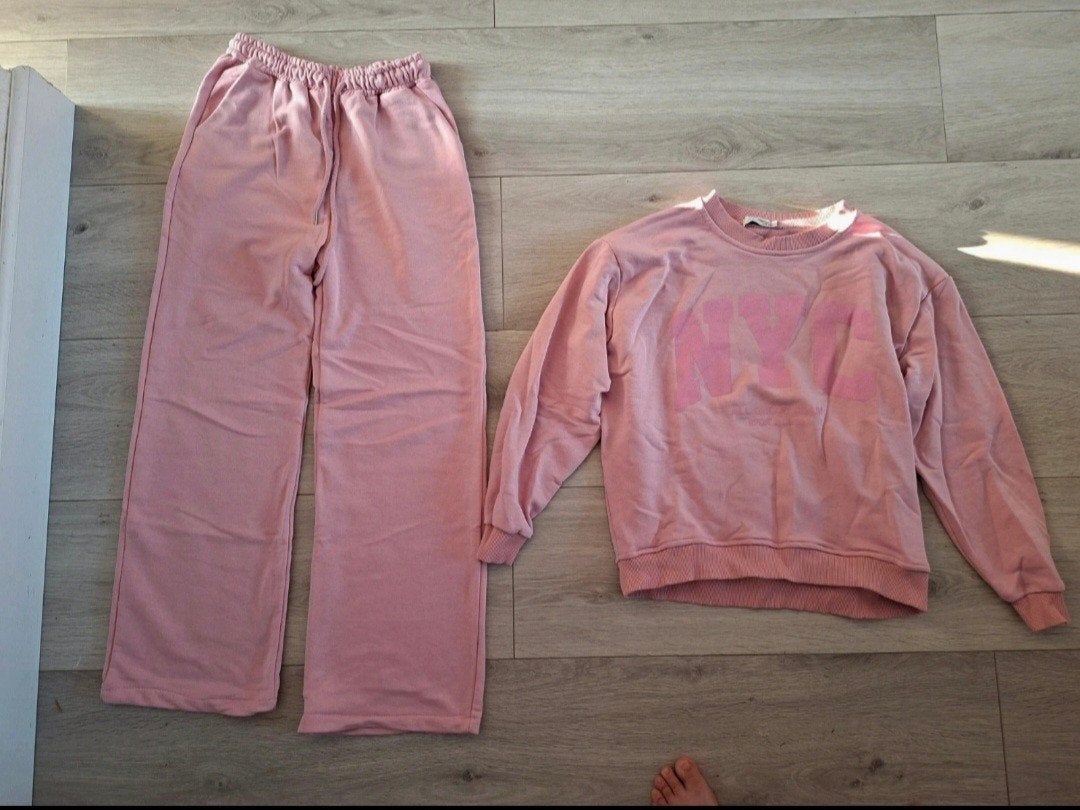 Roze comfy set van Ambika, maat m/one size, Maat 38/40 (M), Verzenden, Roze, Ambika