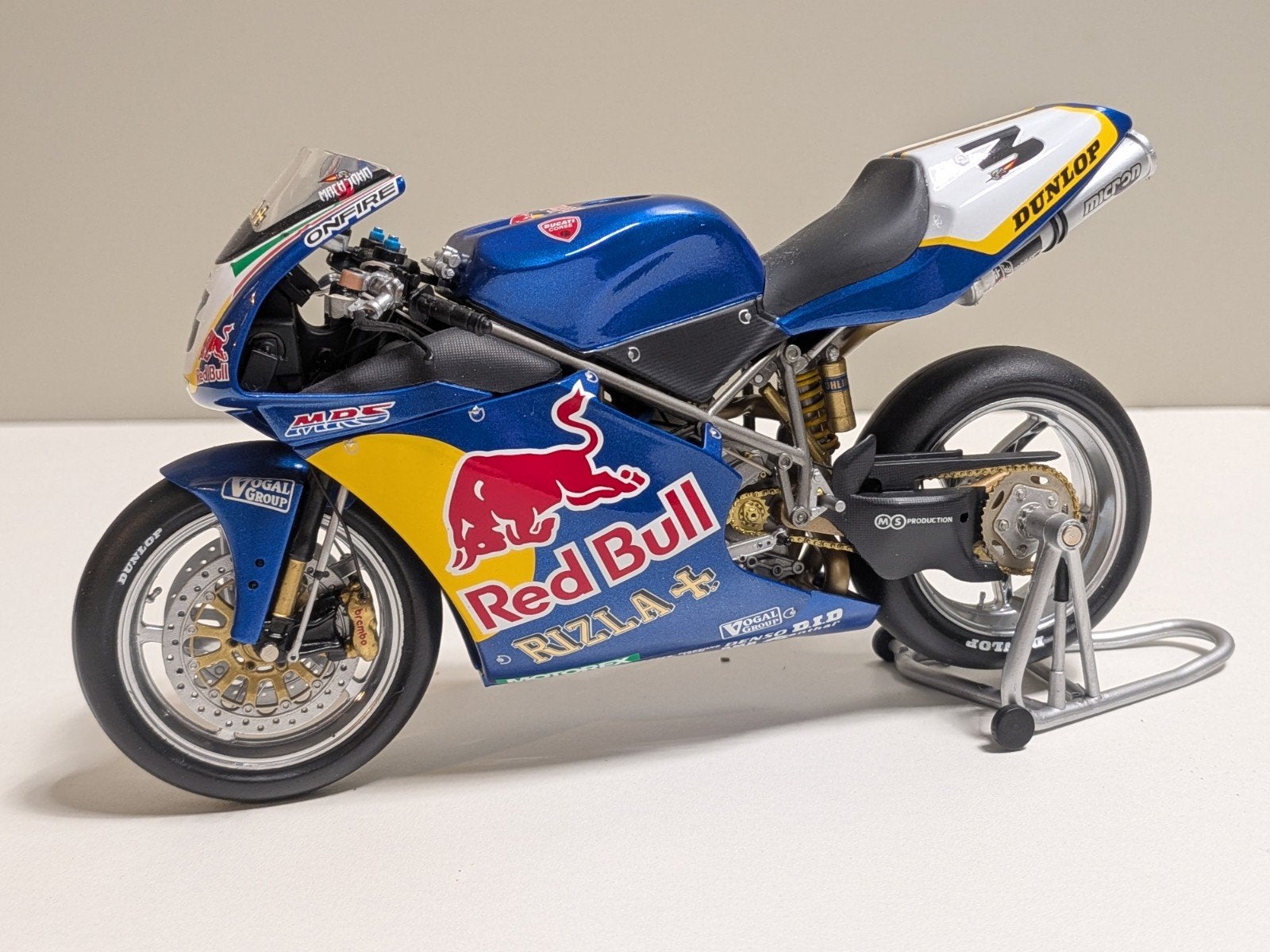Minichamps: Ducati 996 - John Reynolds - Red Bull - BSB 2001, Ophalen of Verzenden, Zo goed als nieuw, 1:9 t/m 1:12, Motor
