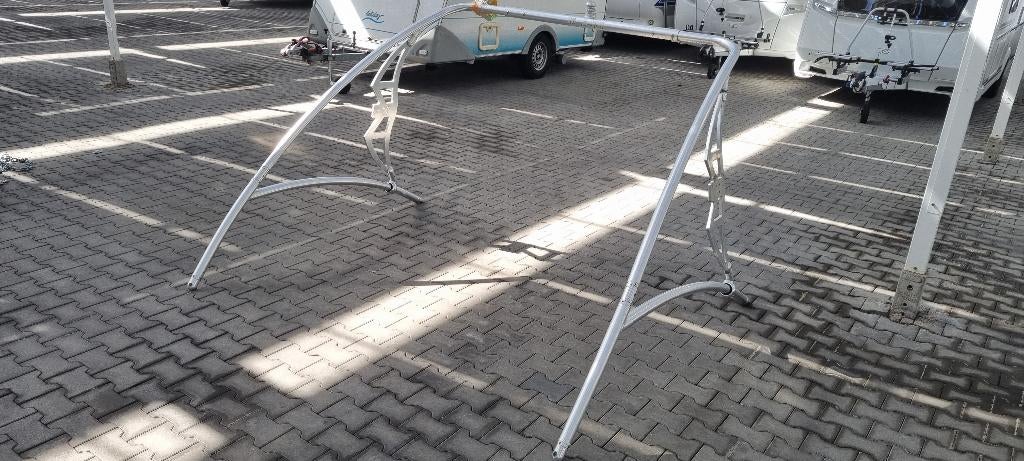 Wakeboardtower, Ophalen, Zo goed als nieuw, Overige typen