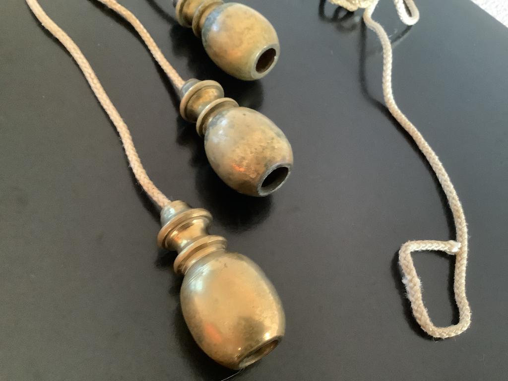 Koperen bollen aan koord, Antiek en Kunst, Ophalen of Verzenden