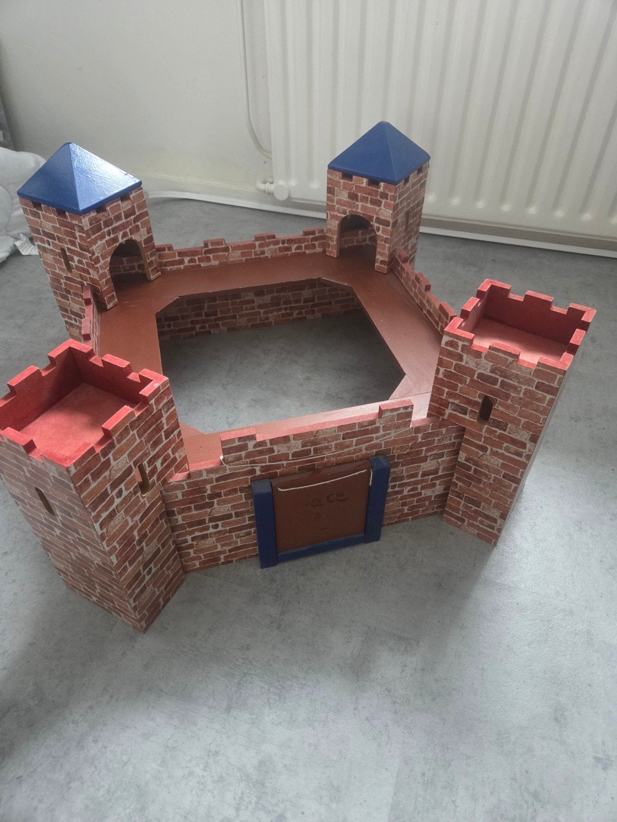 Groot speelkasteel met soldaatjes en voertuigen, Kinderen en Baby's, Speelgoed | Actiefiguren, Ophalen, Gebruikt