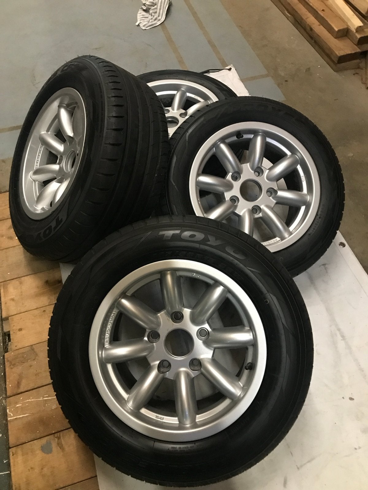 Revolution Minilite velgen met Toyo banden voor Porsche 911, Ophalen, Gebruikt, 15 inch, Banden en Velgen