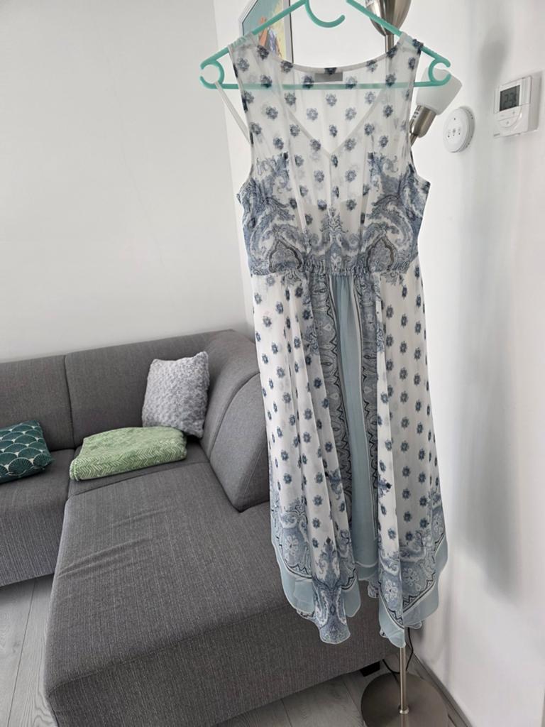 Jurk van Mint velvet maat 38, Kleding | Dames, Jurken, Ophalen of Verzenden, Zo goed als nieuw, Maat 38/40 (M), Boven de knie