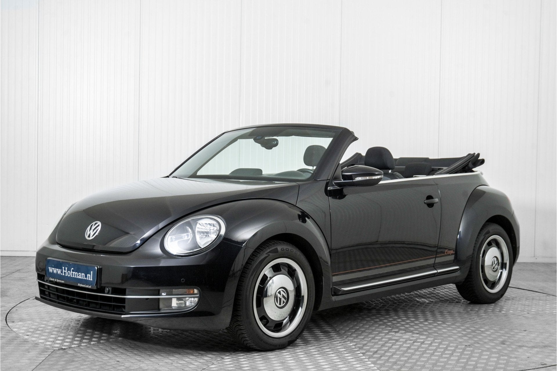 Volkswagen Beetle Cabriolet 1.2 TSI Design BlueMotion Cup Ed, Auto's, Voorwielaandrijving, Gebruikt, 4 cilinders, 4 stoelen