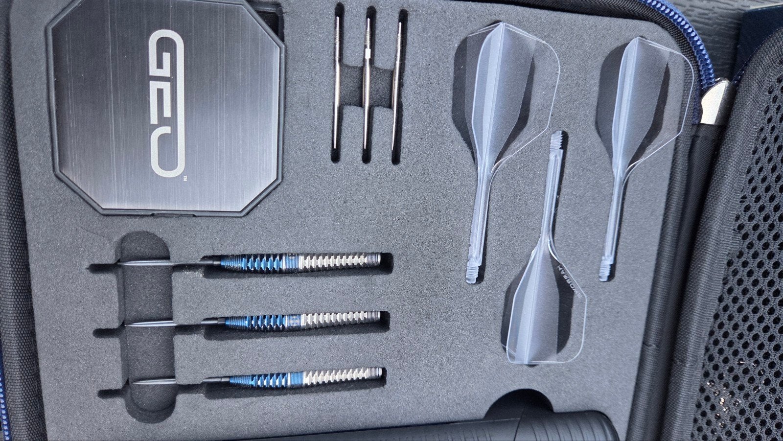 geo bomb *03* 23 gram darts set zgan, Ophalen of Verzenden, Zo goed als nieuw, Pijlen