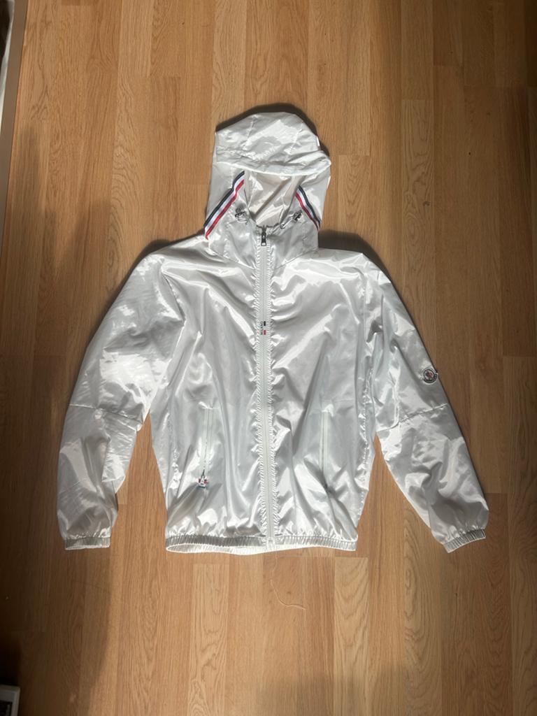 Moncler Windjack Wit  maat XS, Ophalen of Verzenden, Zo goed als nieuw, Maat 46 (S) of kleiner, Wit