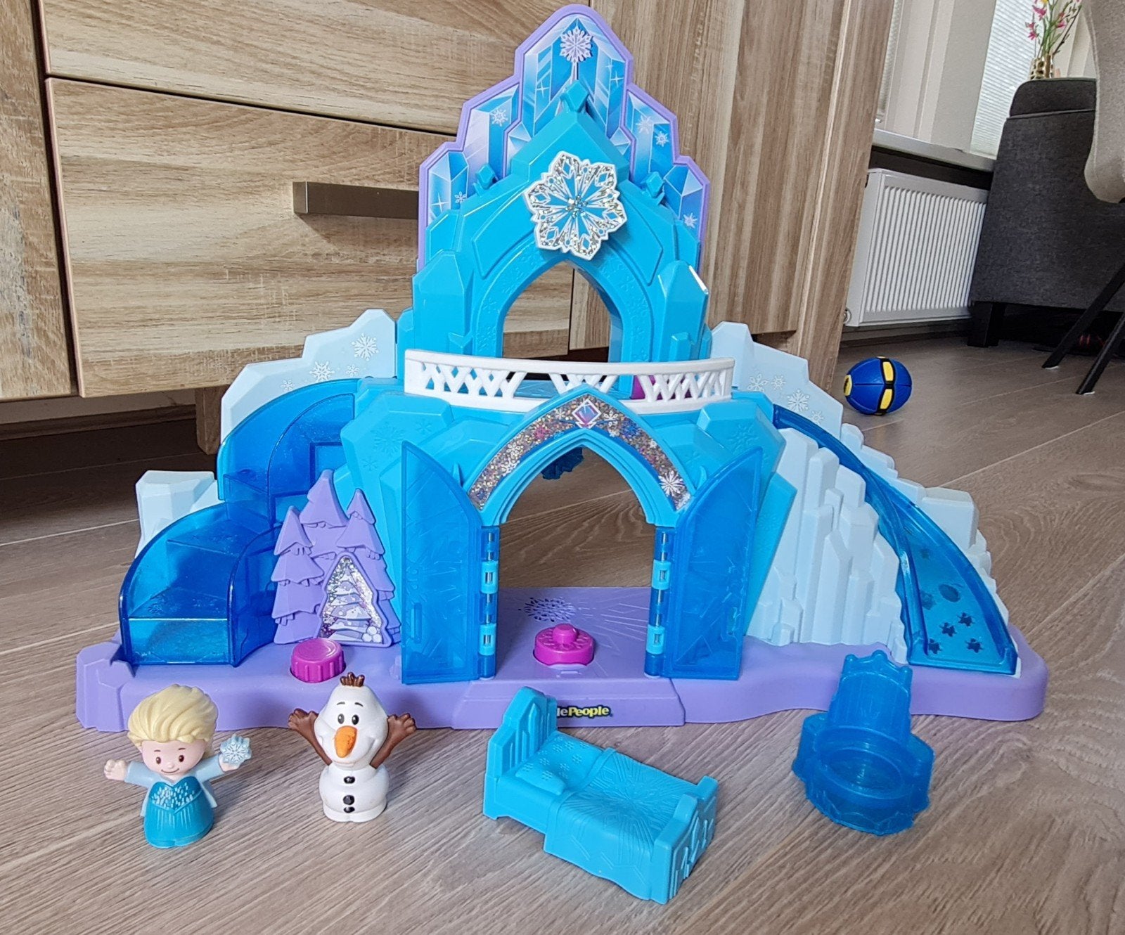FROZEN Ijspaleis met licht & geluid ️, Kinderen en Baby's, Speelgoed | My Little Pony, Ophalen, Zo goed als nieuw