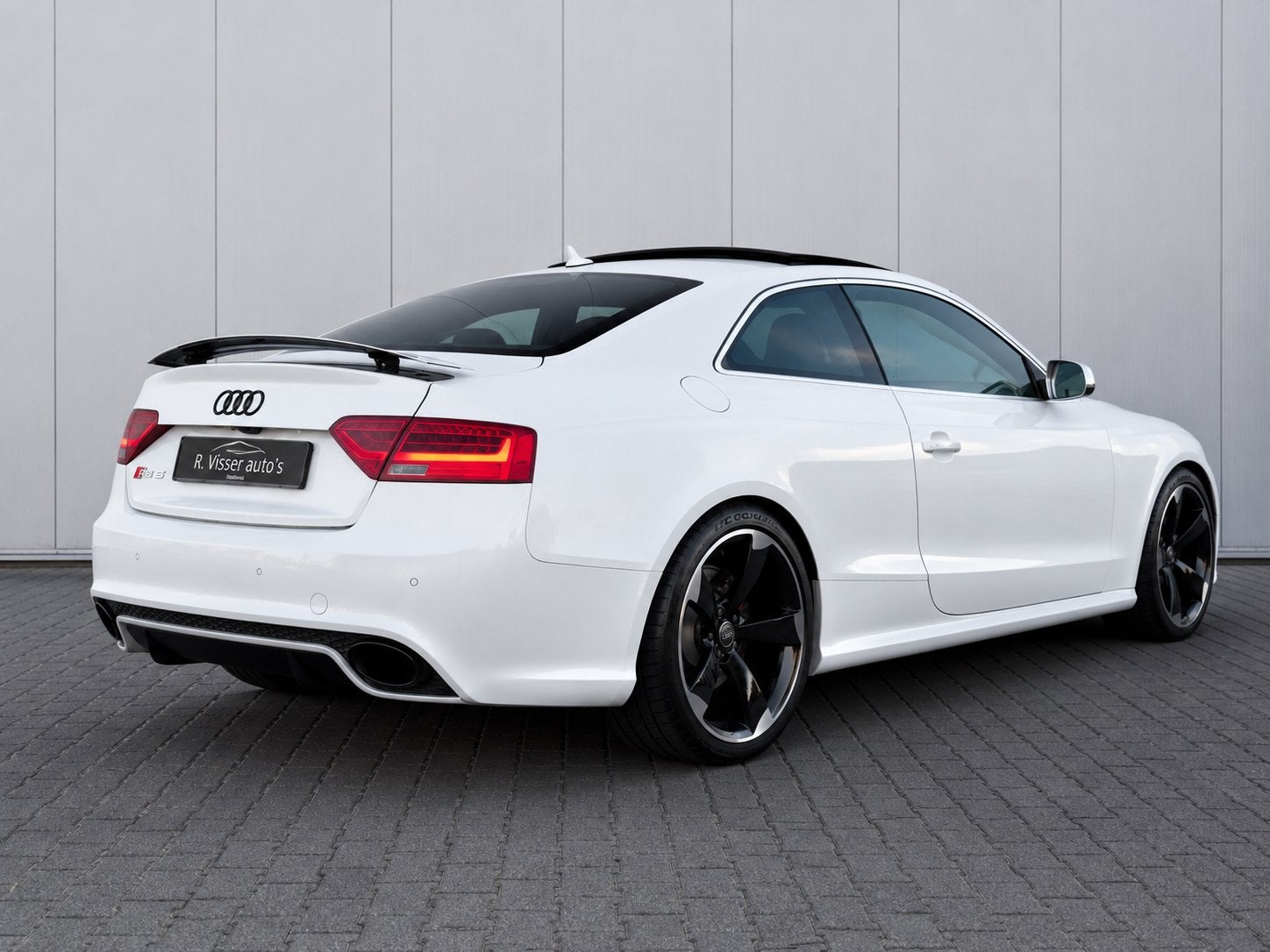 Audi rs5 coupé 4.2 FSI Quattro 451pk Panorama|b&o|milltek, Auto's, Audi, Automaat, 1700 kg, 4 stoelen, RS5