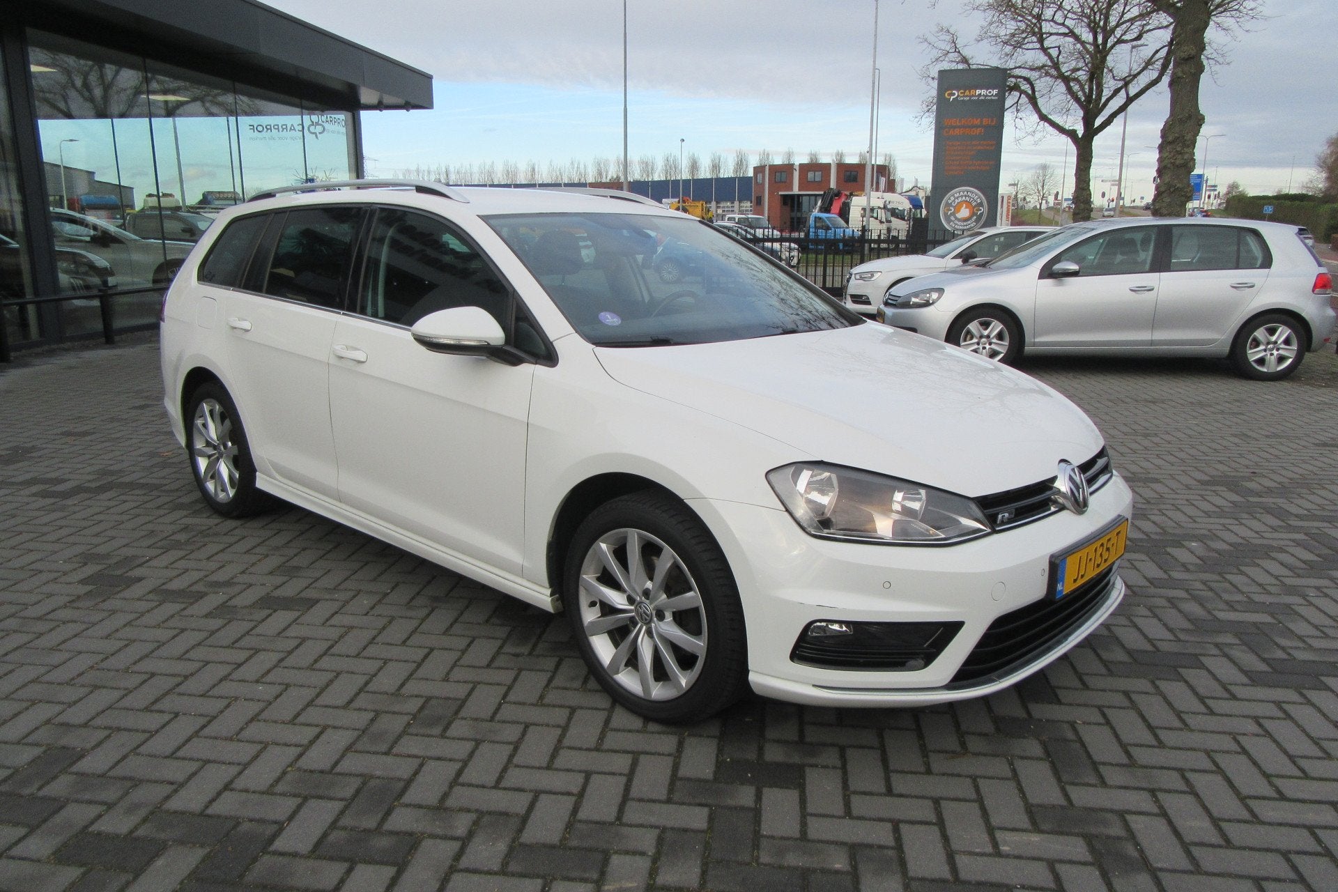 Volkswagen Golf Variant 1.2 TSI Business Edition Connected R, Voorwielaandrijving, Gebruikt, Euro 6, 4 cilinders