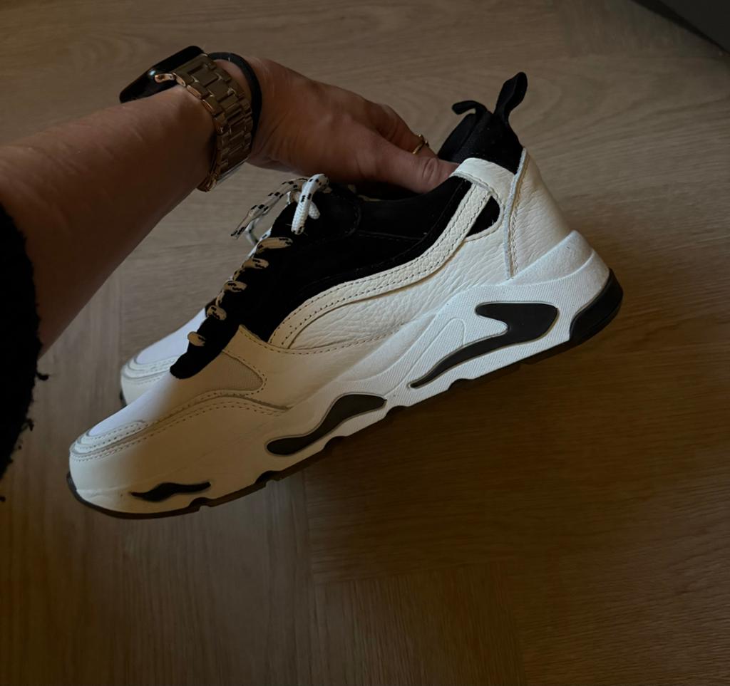 Nieuwe Juul & Belle sneakers maat 41, Zwart, Nieuw, Ophalen of Verzenden, Sneakers of Gympen