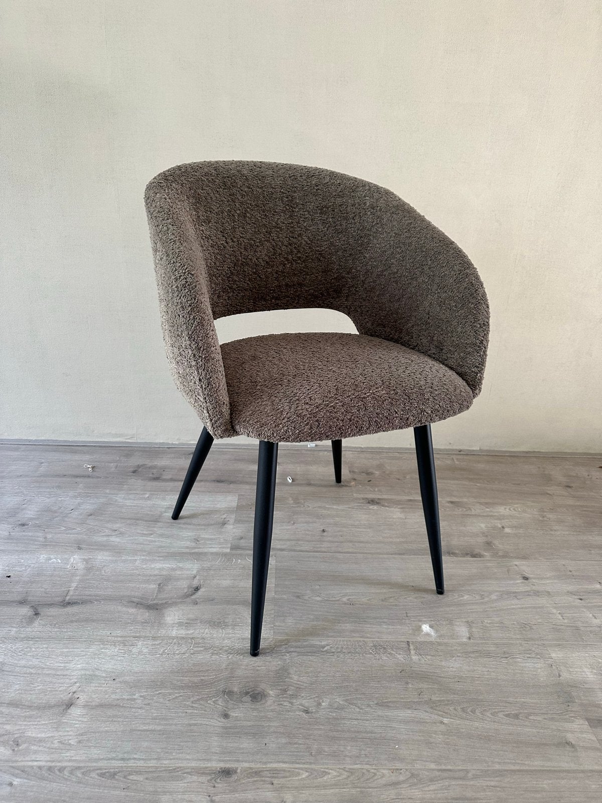 5 zo goed als nieuwe stoelen, 1,5 jaar oud, Huis en Inrichting, Stoelen, Ophalen, Bruin, Zo goed als nieuw, Stof