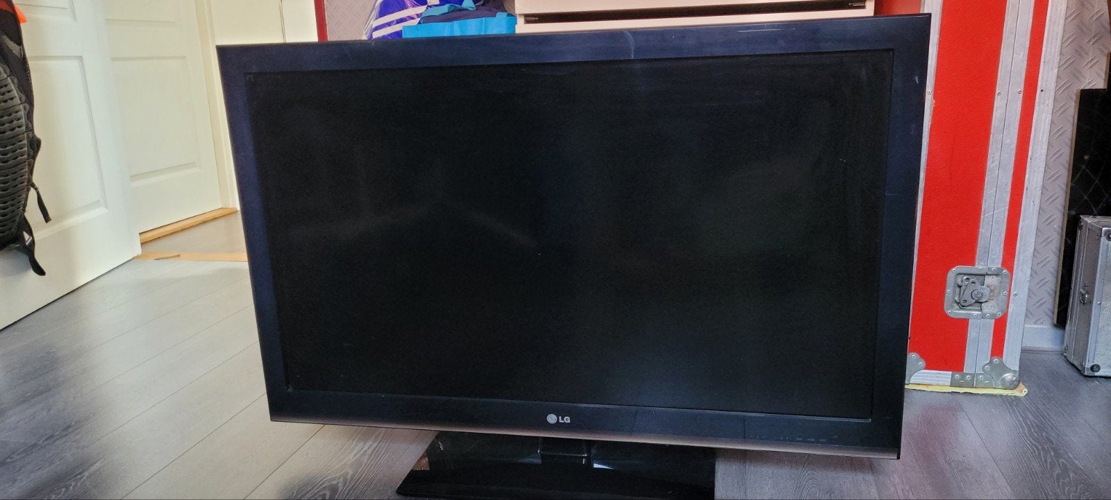Wk Kijken? LG 42LK450 Full HD LCD TV - 106 cm, Ophalen, Gebruikt, 50 Hz, LCD