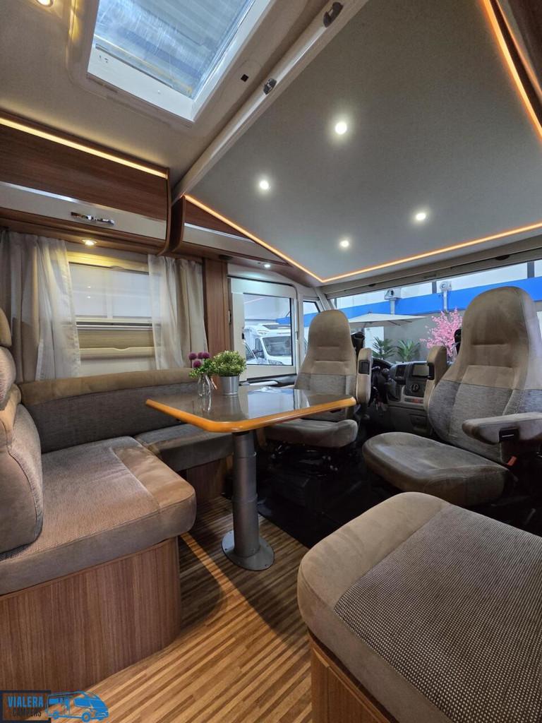 Adria Sonic I 700 SL * 4-pers *VOL LUCHTVERING *VOL OPTIES!, Caravans en Kamperen, Integraal, 7 tot 8 meter, Bedrijf, Adria